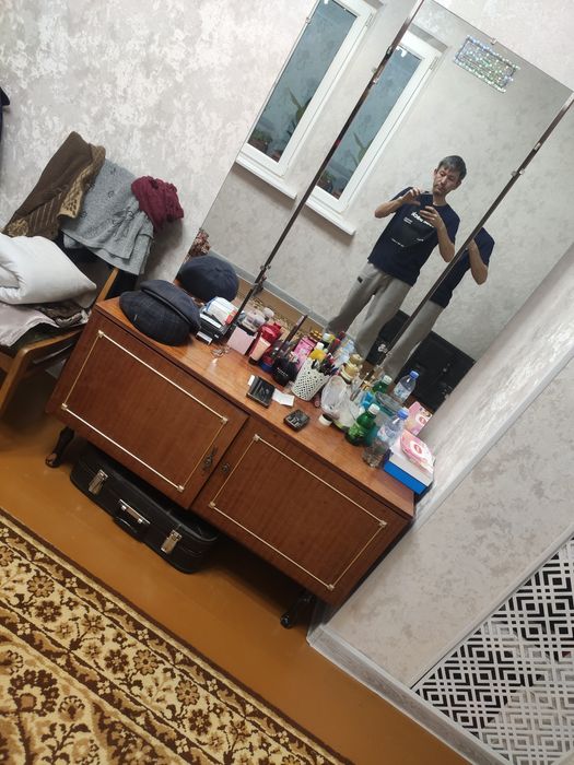 Продам 2 спальных гарнитура