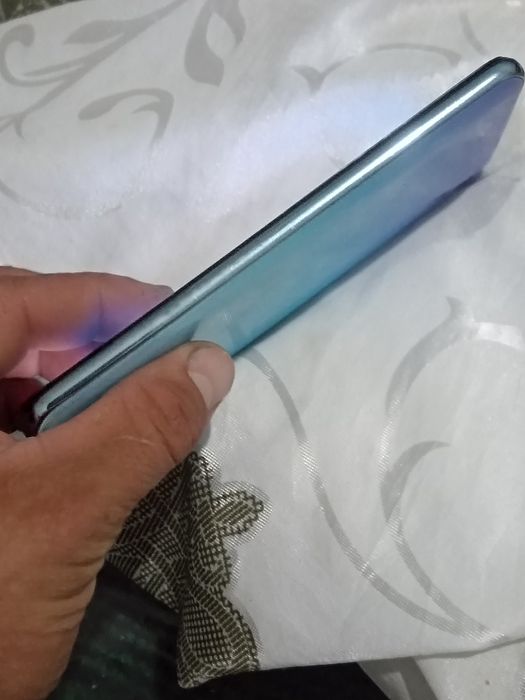 Assalomu alaykum HUVAVEI y9 sotildi narxi 800 ming