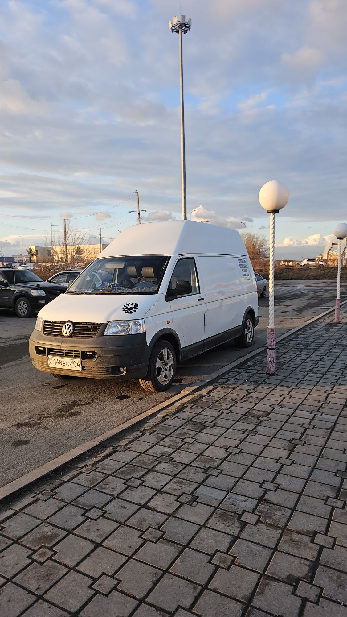 Продам Volkswagen transporter T5