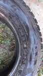 Продам Nokian зимние шины для легковой машины R15 215/65