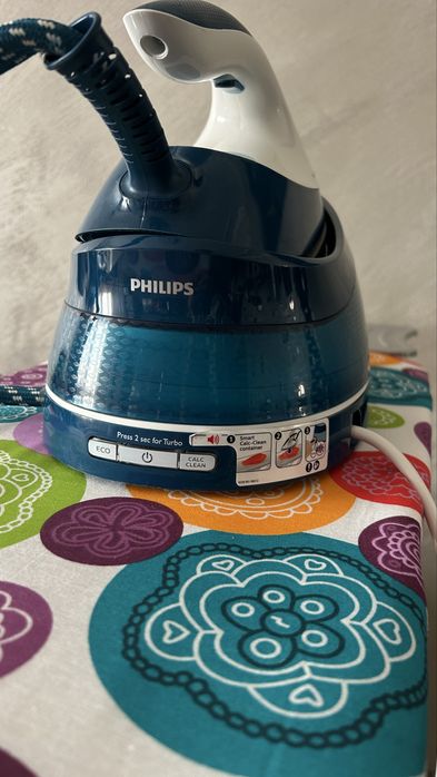 Парна станция PHILIPS GC7054/20