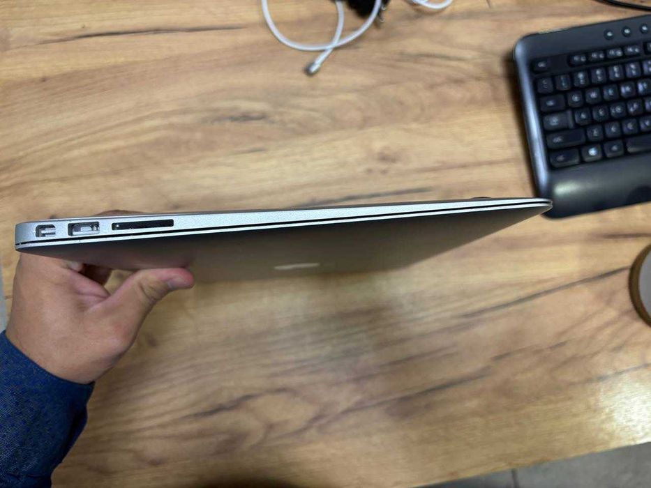 Macbook Air (2017)