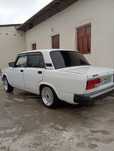 Vaz 2107 sotiladi