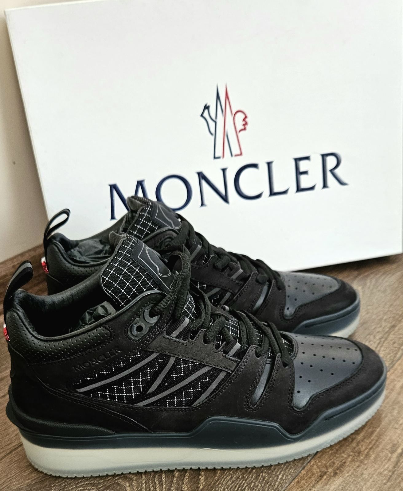 Moncler кецове нови оригинални