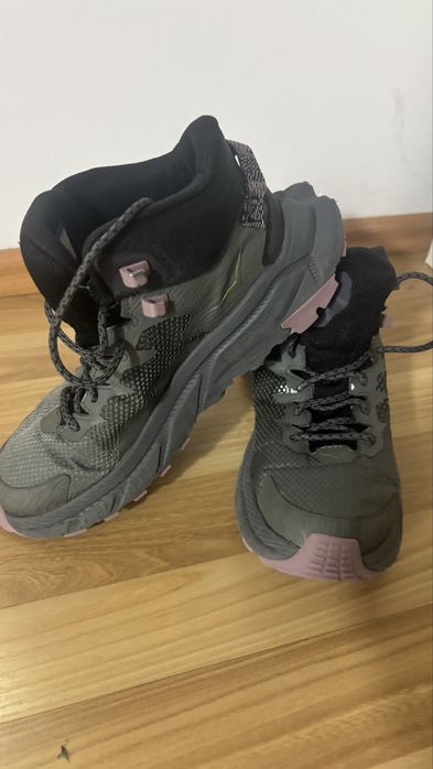 Ghete Hoka Gore-tex