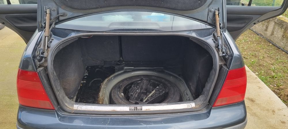 Volkswagen Bora pentru dezmembrări