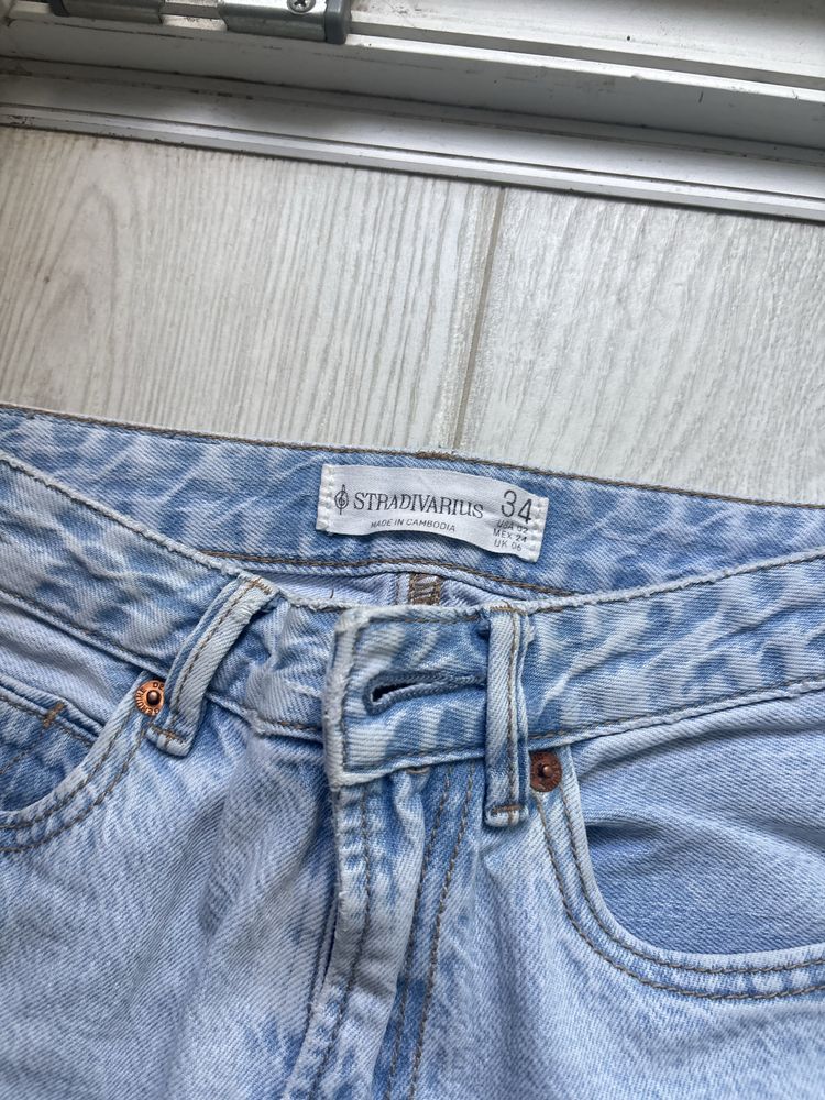 Дънки Stradivarius, 34