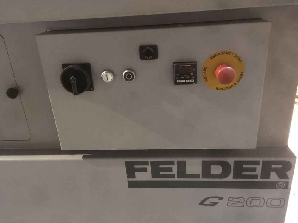 Felder G200 . Masina aplicat cant