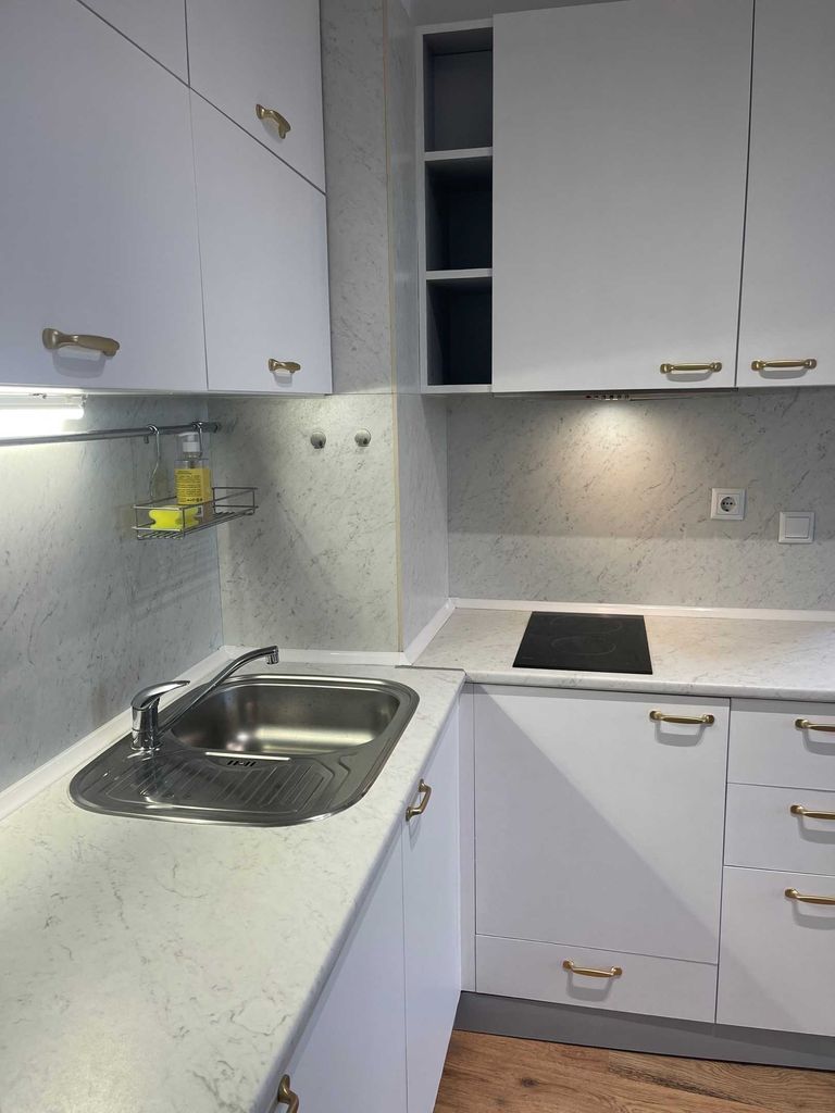 Продава се Двустаен апартамент в Бяла - 67 кв.м за 941 €/кв.м - Снимка #17