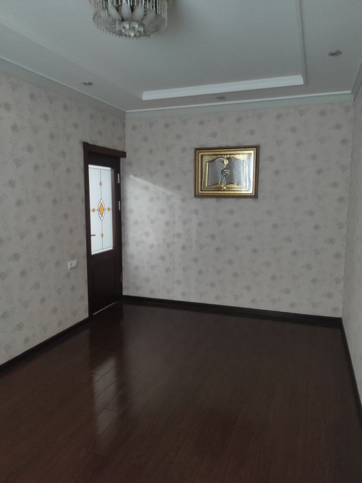 Jarariq да 5 хонали квартира сотилади