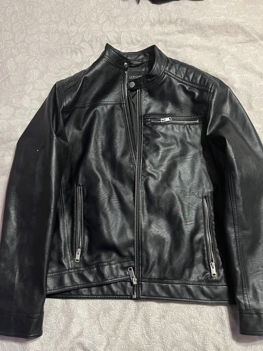 Дамски кожени якета и горнища