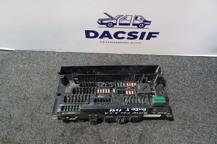 Panou sigurante si relee 9252815 - 03 BMW Seria 5 F11 [2009 - 2013] T