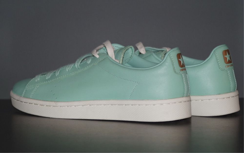 Converse leather pro