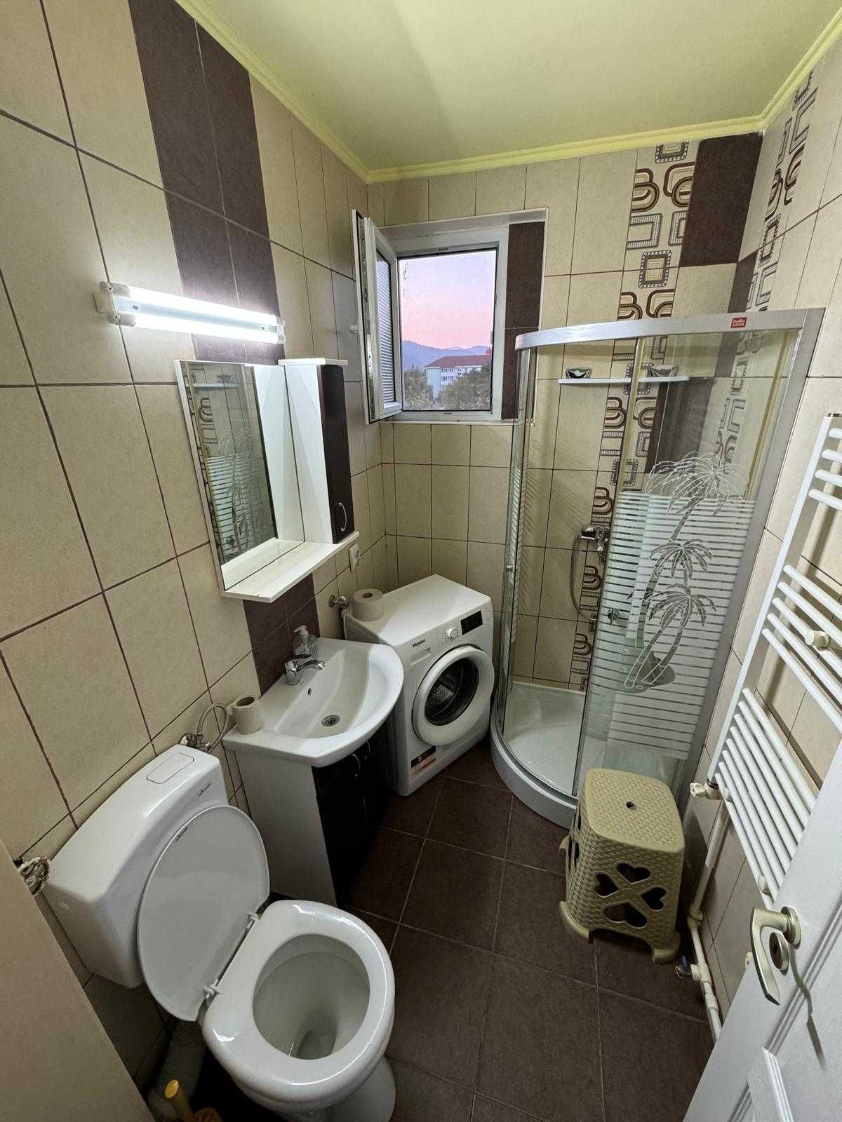 Apartament  2 camere , de vanzare , 44 mp , zona LIDL Petrosani