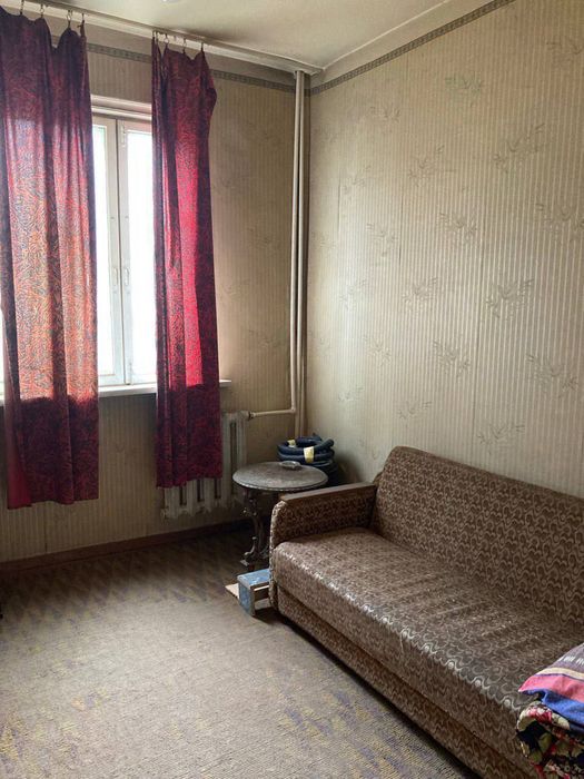 ЮА  3. 4/3/4. Рядом Мегапланет, метро