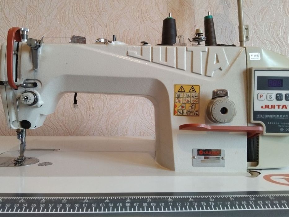 JUITA tikuv mashinasi