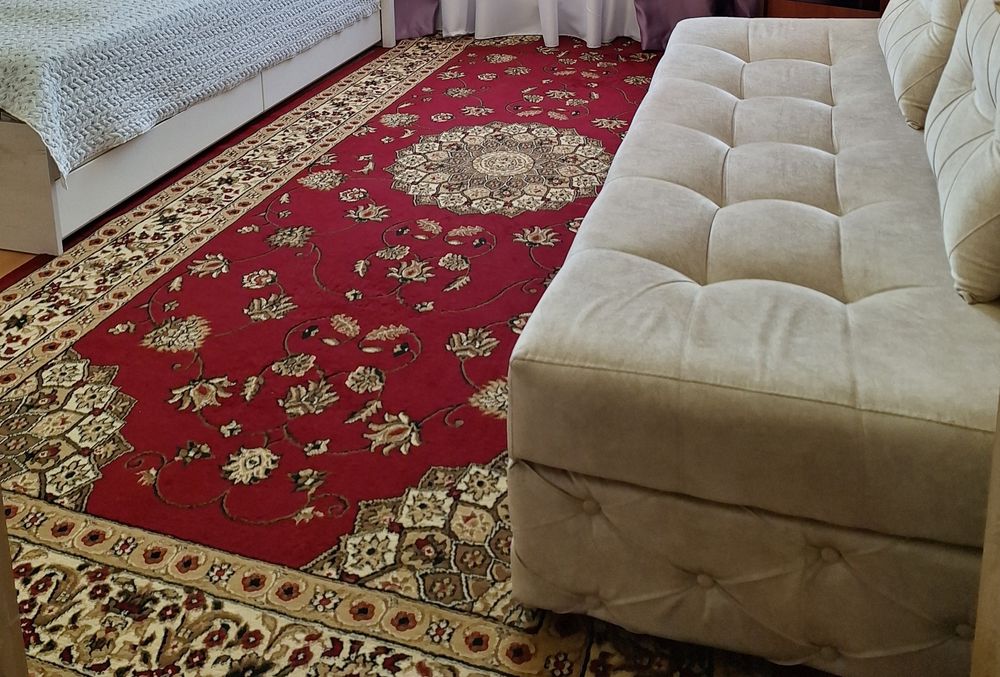 Ковер 2×4 . Состояние отличное.  13000