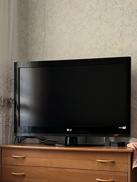 Продам  ЖК телевизор.