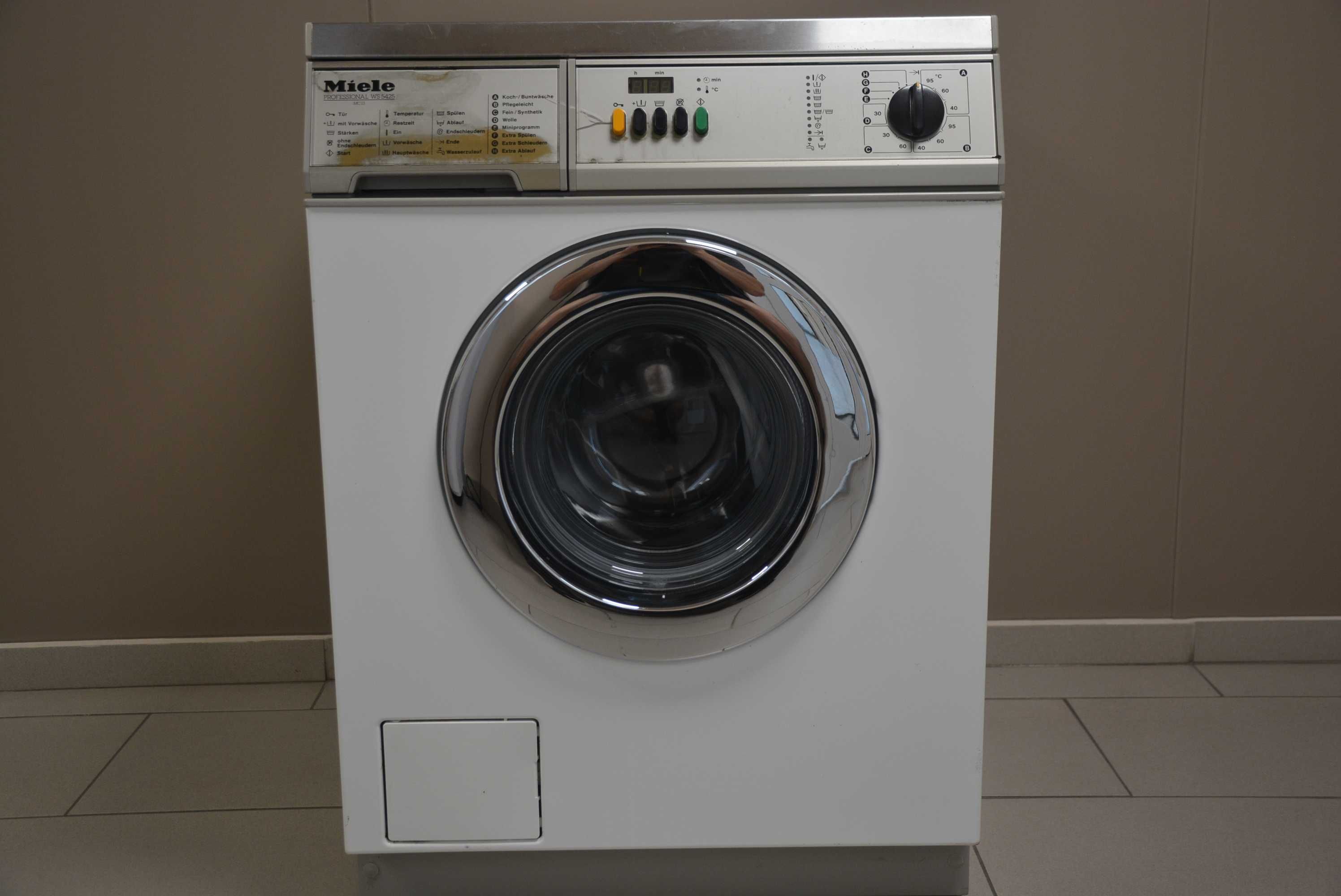 Професионална пералня Miele WS 5425
