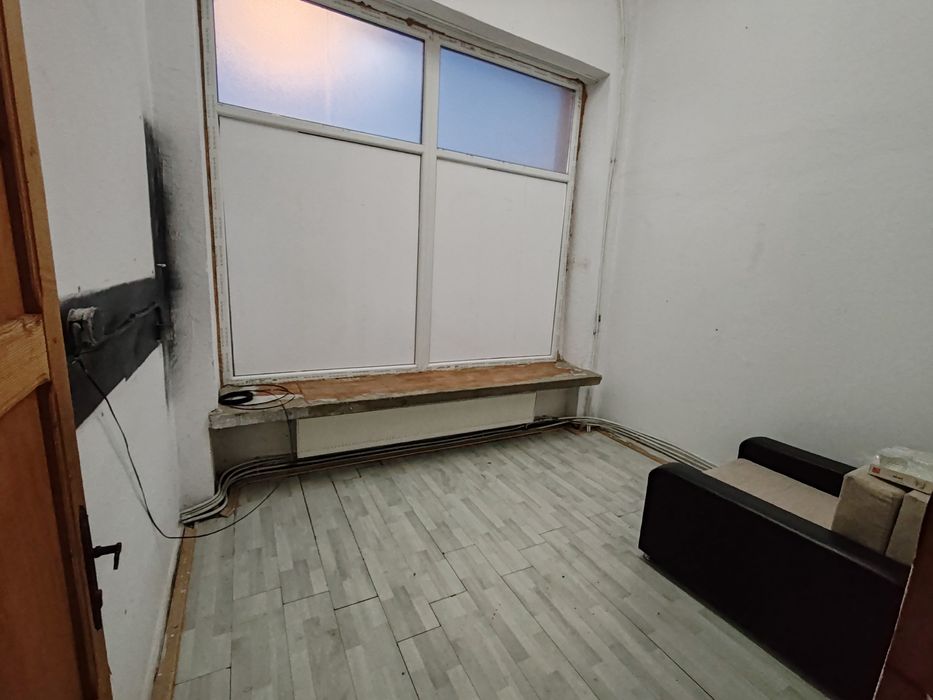 Inchiriez Spatiu Comercial / 48 mp / Zona Piata