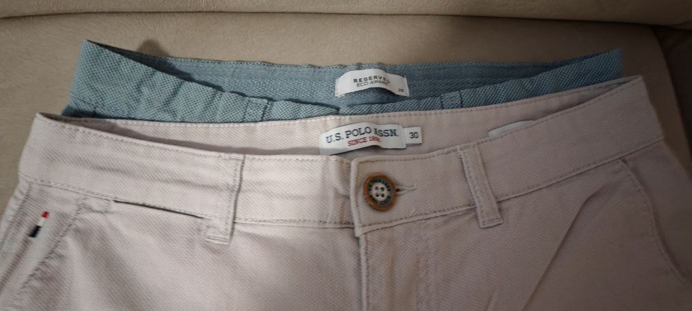 Doua perechi pantaloni scurți băieți