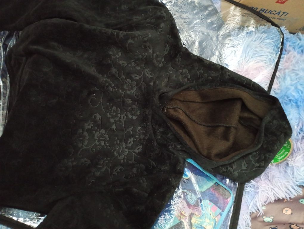 Bluza pufoasă mărimea M