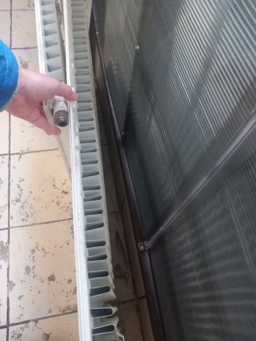 Vând calorifere din tabla