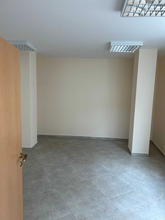 Отдавам офиси под наем