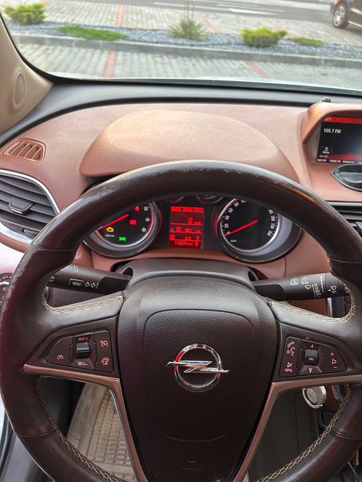 vand Opel Mokka - 4x4, volan si scaune incalzite