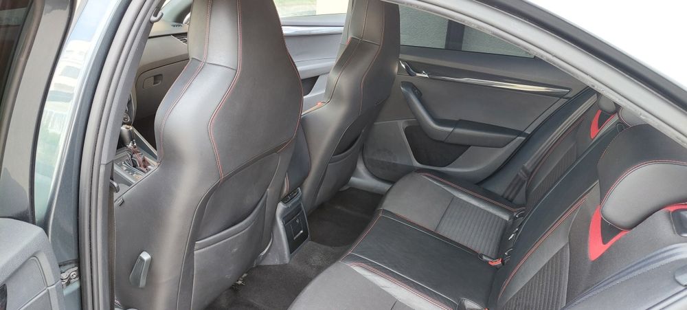 Skoda Octavia VRS седан