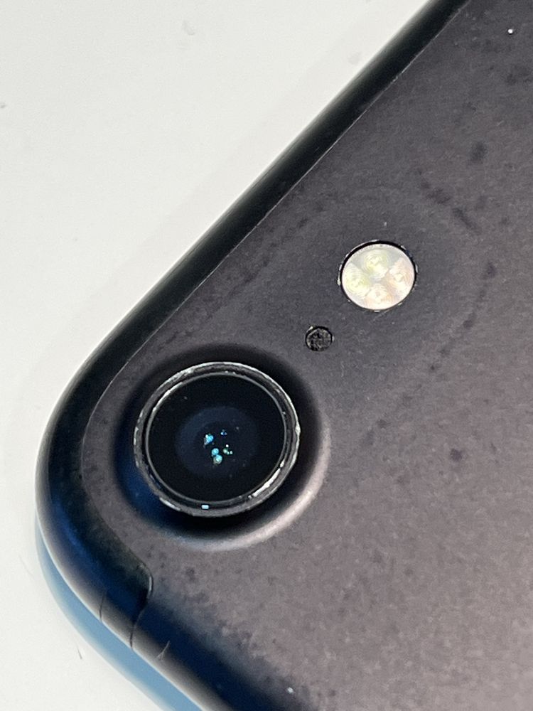 Iphone 7 б/у акб 74%