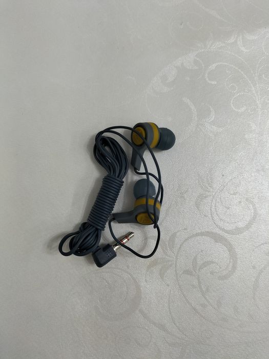 Наушники новые наушники