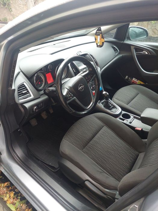 Opel Astra J , an 2014