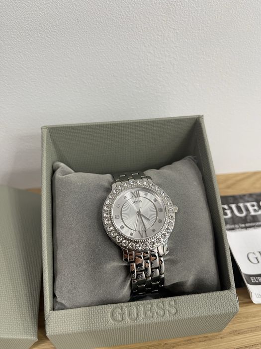 Оригинален часовник Guess