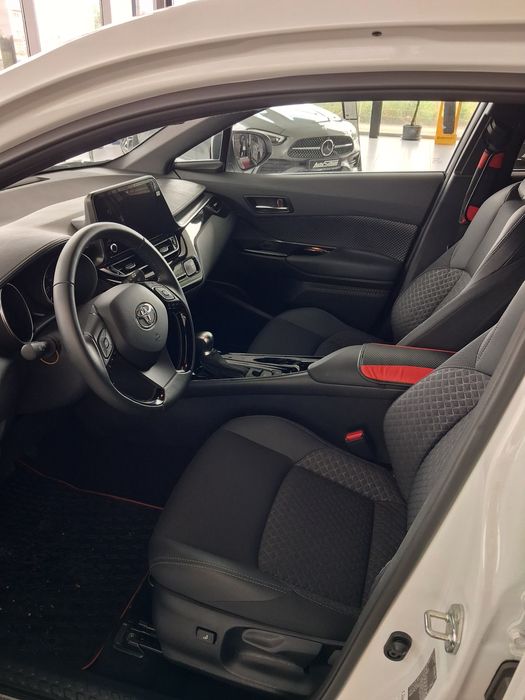 Toyota C-HR 10.000 km Hybrid Oferta Unica