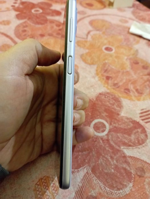 Samsung Galaxy A22 violet