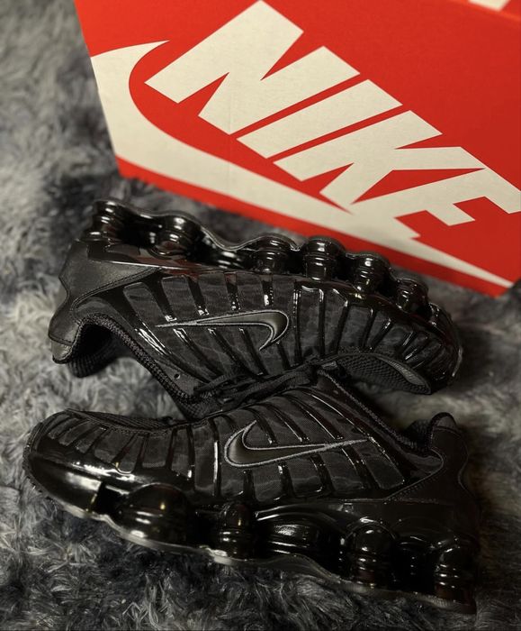 Nike Sportswear 'SHOX TL' {36-46}