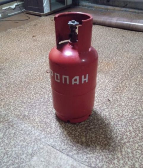 Продам газ балон 12литров новый