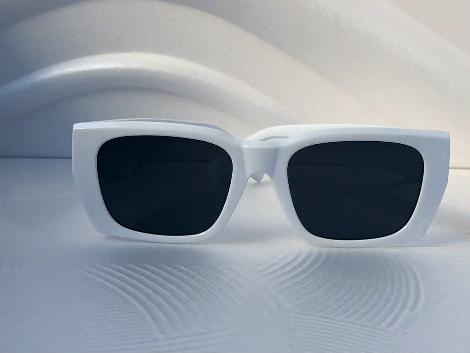 Модерни дамски слънчеви очила