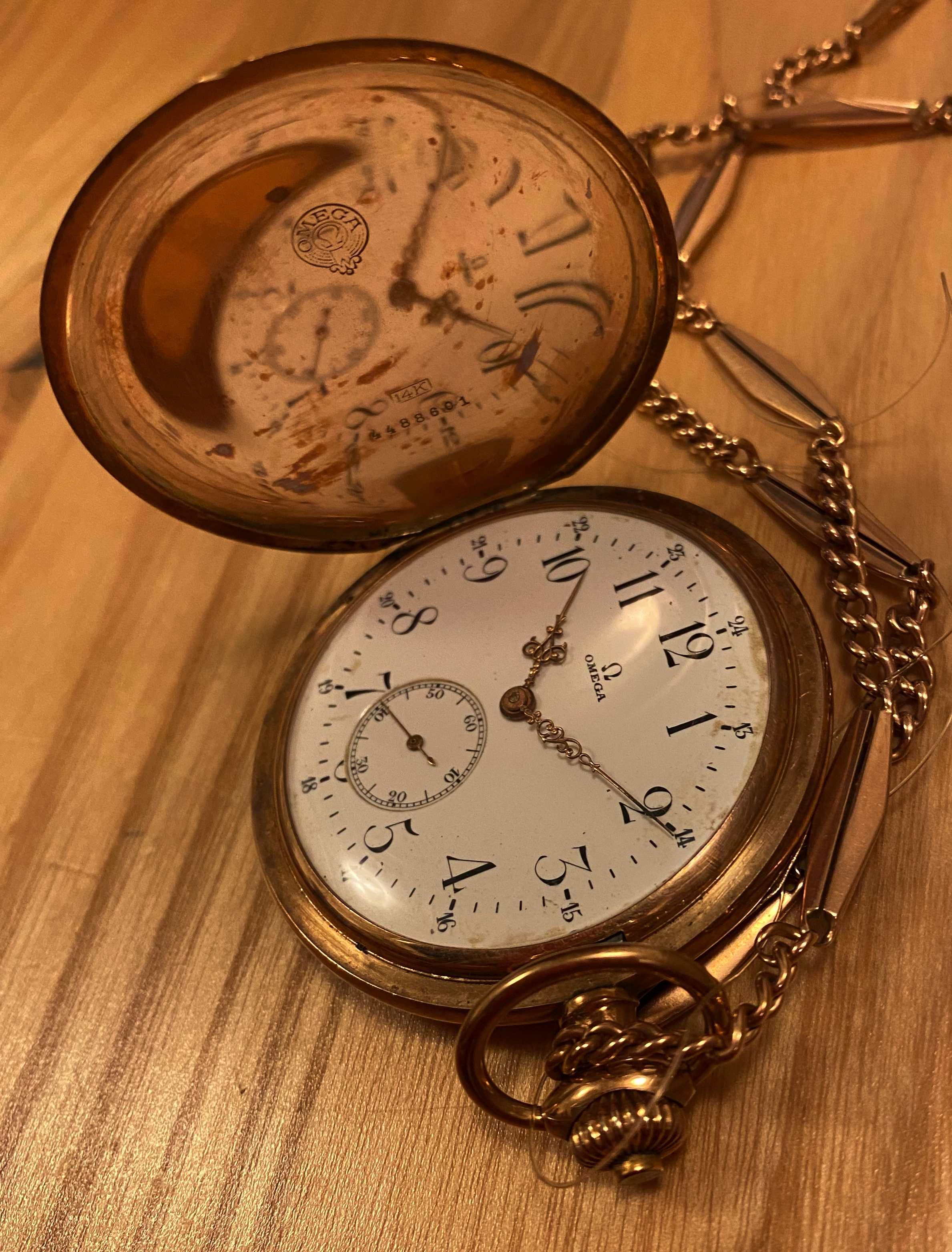 ceas de buzunar elvețian Omega, cronometru, din aur