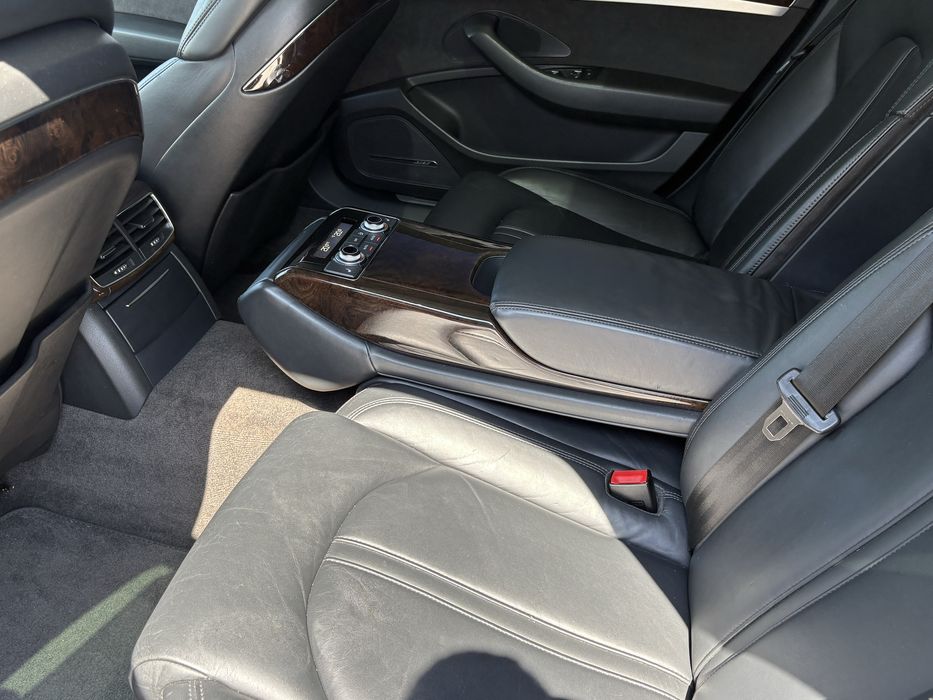 Vand Audi A8 Long!!!
