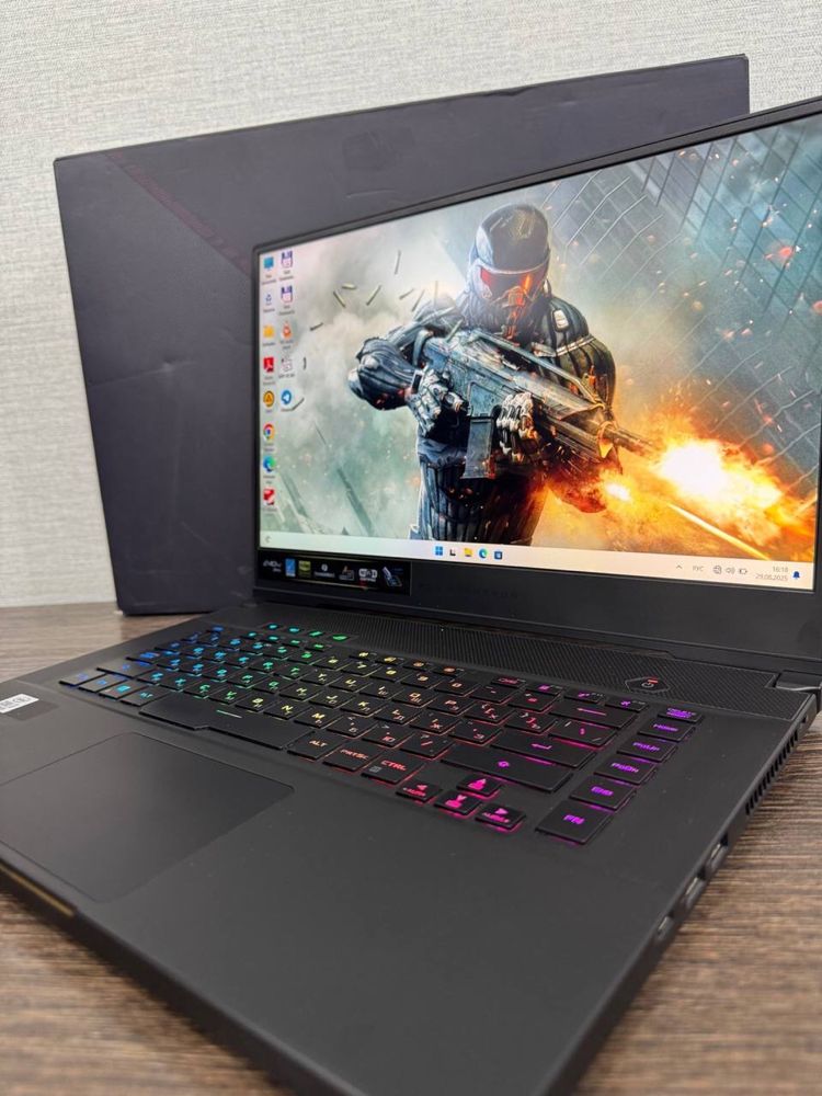 ASUS ROG zphyrus