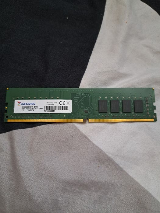 Rami PC 16 GB  în perfecta stare