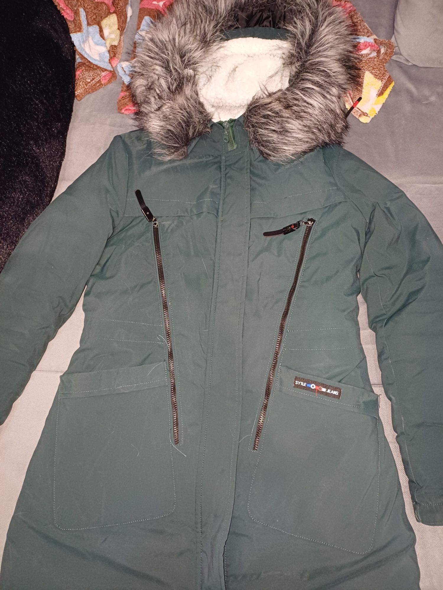 Зимняя куртка, цвет:Зелёный