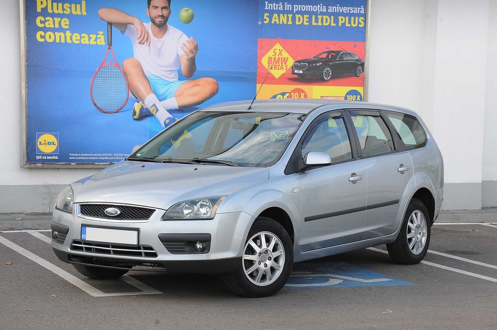FORD Focus 2006 1.6i E4 AC, inmatriculat primul proprietar