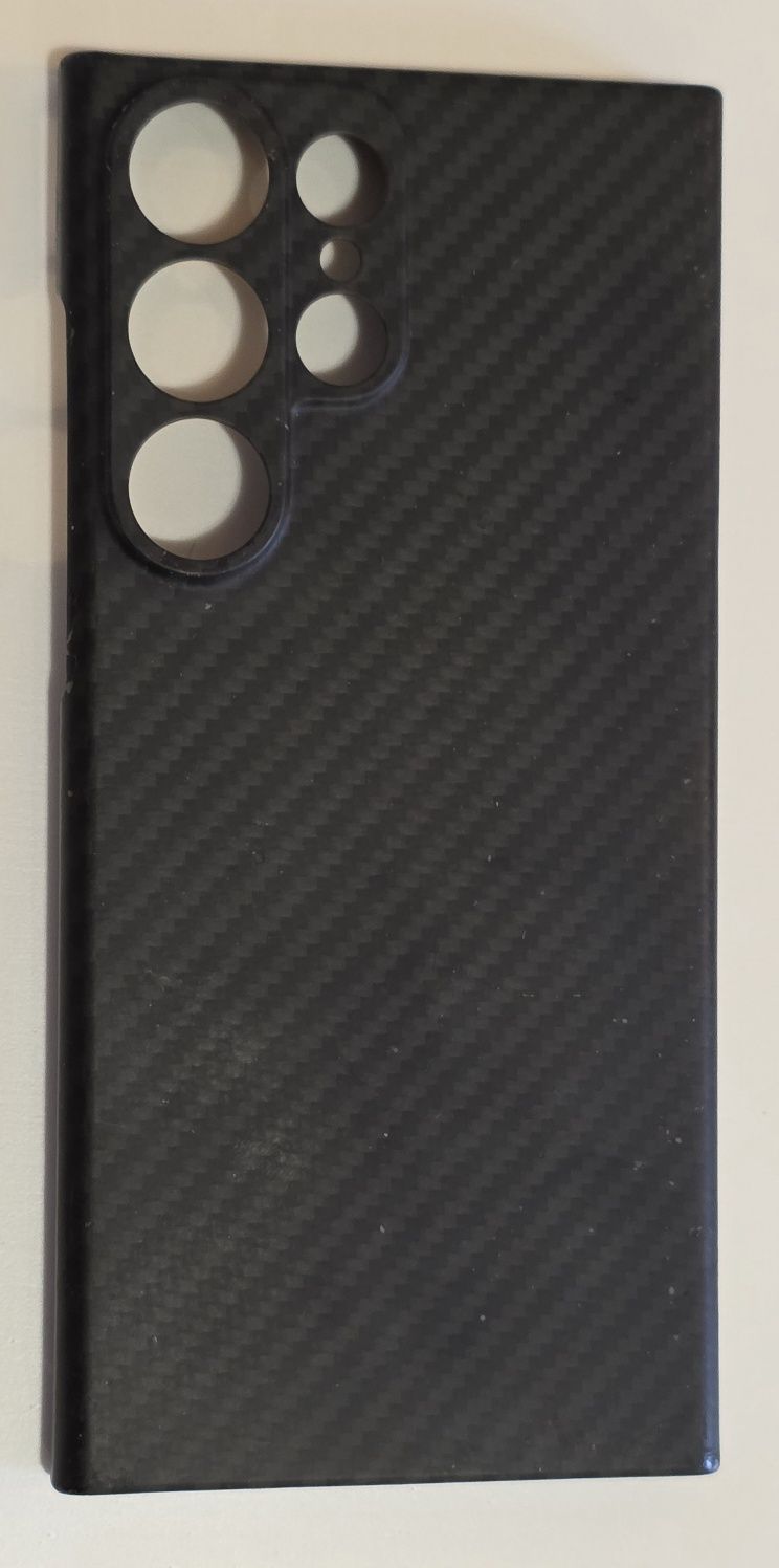 Продавам S23 Ultra 512 GB Cream с нов дисплей и нова батерия