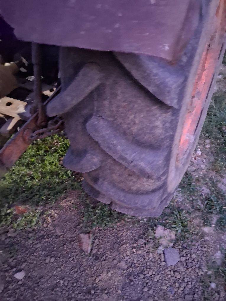 Utb 445 DT                  cu o maneta