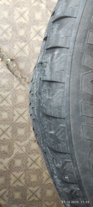 Продам хорошую зимнюю резину