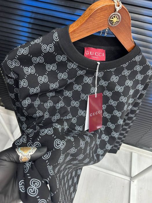 Мъжки блузи различни модели