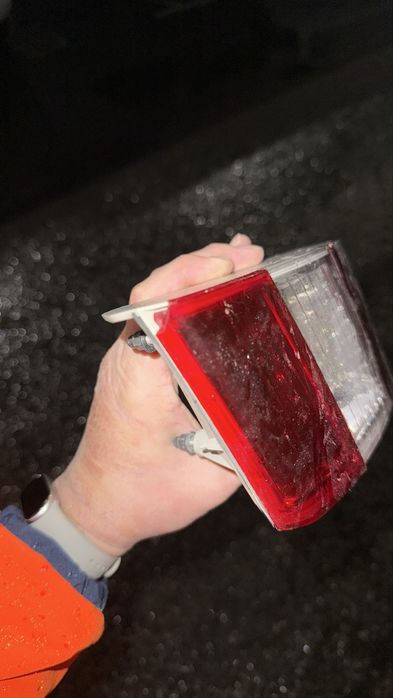 Продам задние заводские фонари от ЕПИКА